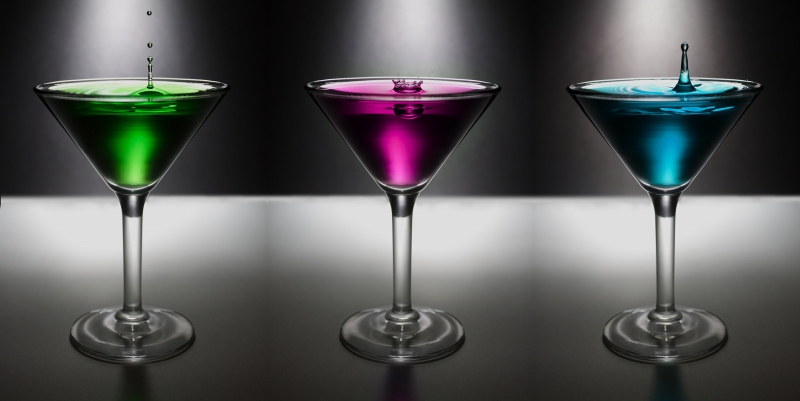 boite-nuit-LA ROQUETTE SUR SIAGNE-min_water-drop-glass-bar-celebration-green-832603-pxhere.com